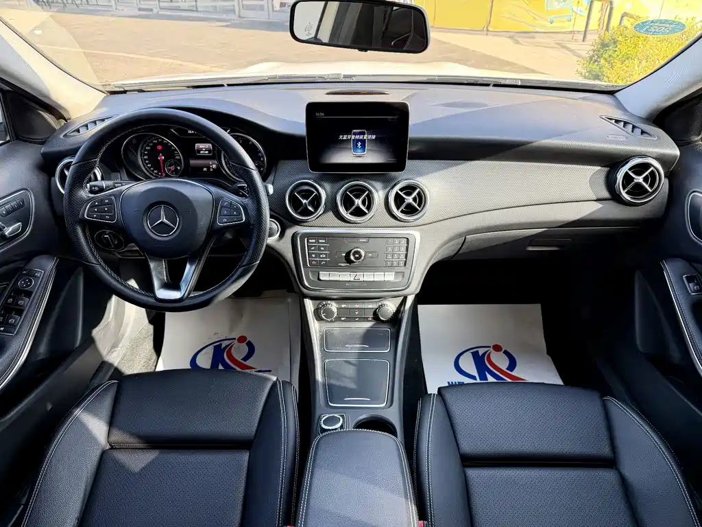 Mercedes-Benz GLA — фото 11