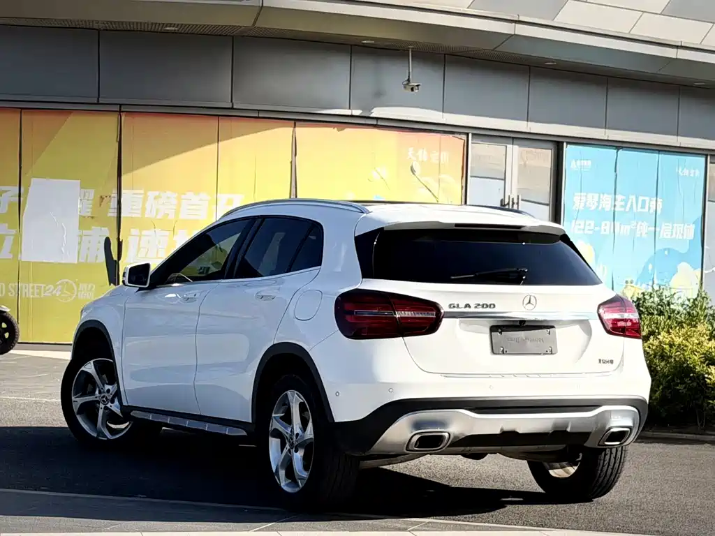 Mercedes-Benz GLA — фото 10