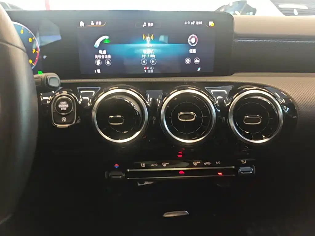 Mercedes-Benz A-Class (Import) — фото 13