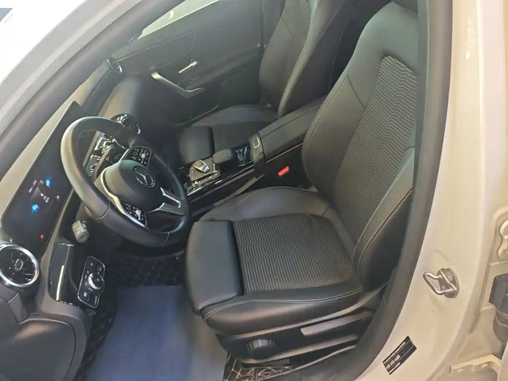 Mercedes-Benz A-Class (Import) — фото 15