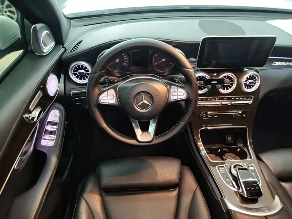 Mercedes-Benz GLC — фото 11