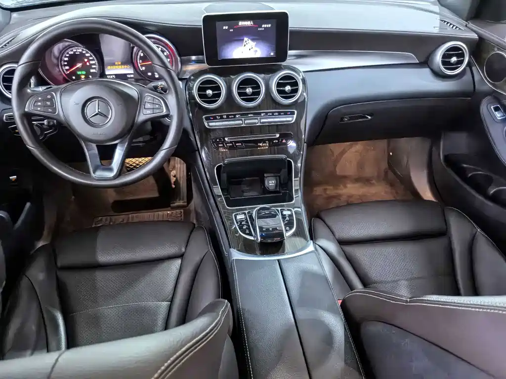 Mercedes-Benz GLC — фото 7