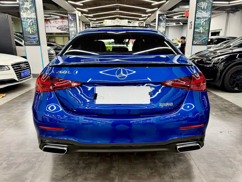Mercedes-Benz C-Class — фото 17