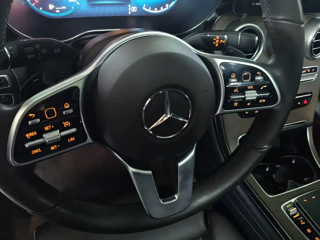 Mercedes-Benz GLC — фото 15