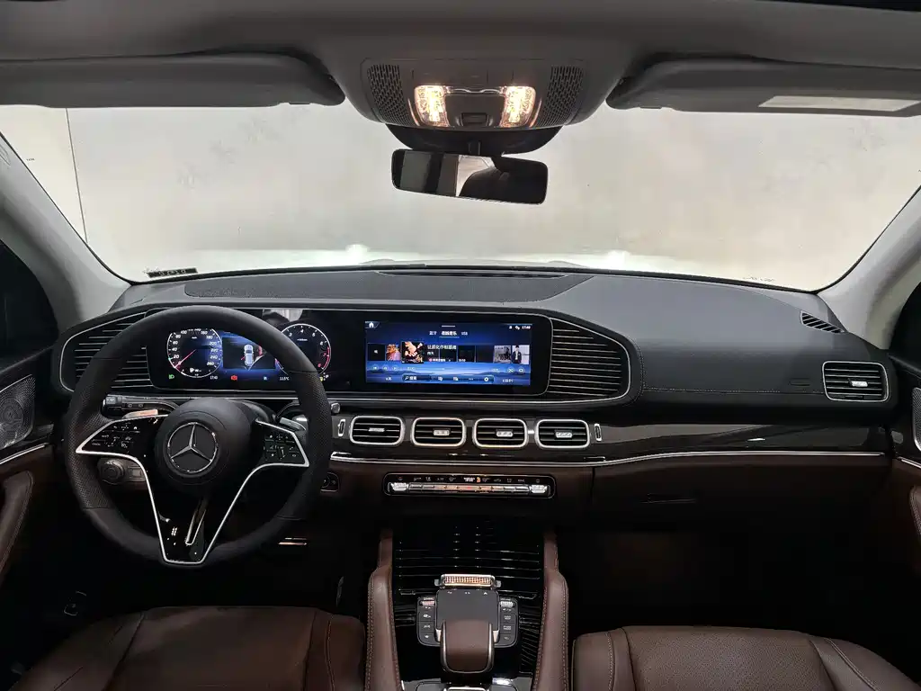 Mercedes-Benz GLE (Import) — фото 13