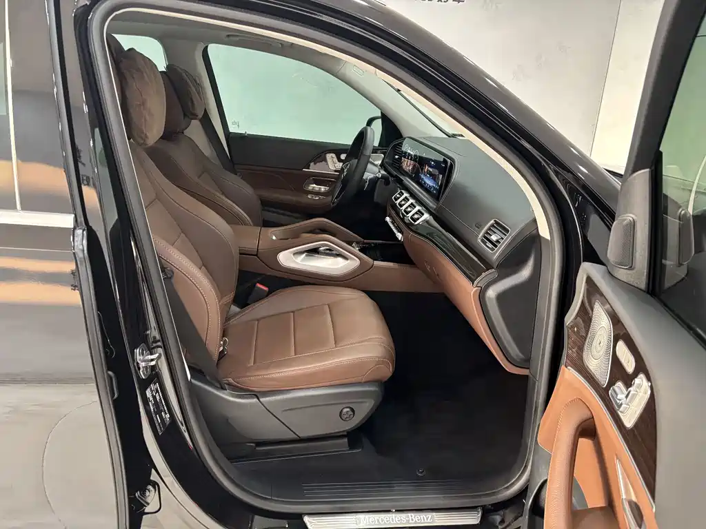 Mercedes-Benz GLE (Import) — фото 27