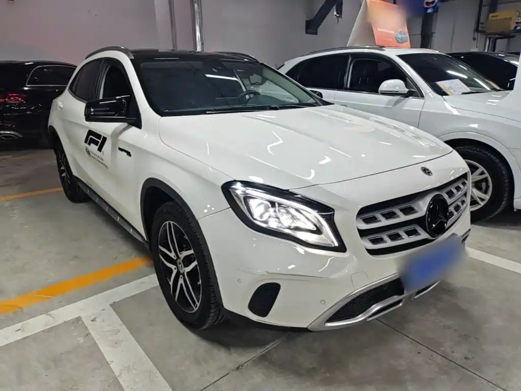 Mercedes-Benz GLA — фото 4