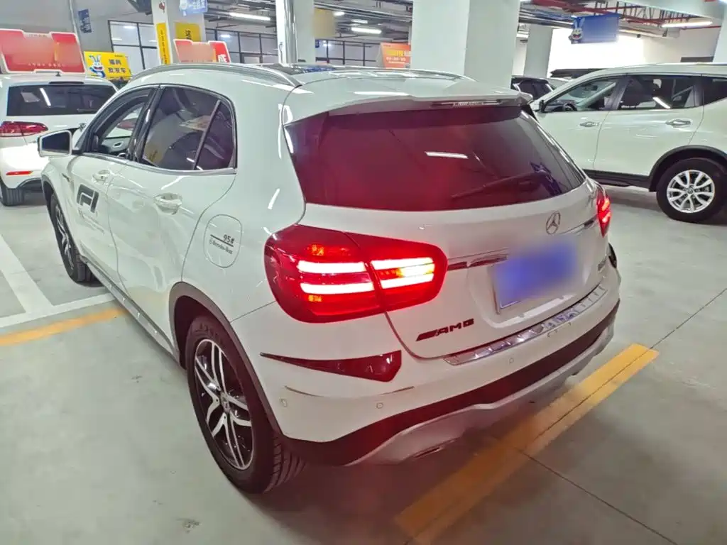 Mercedes-Benz GLA — фото 5