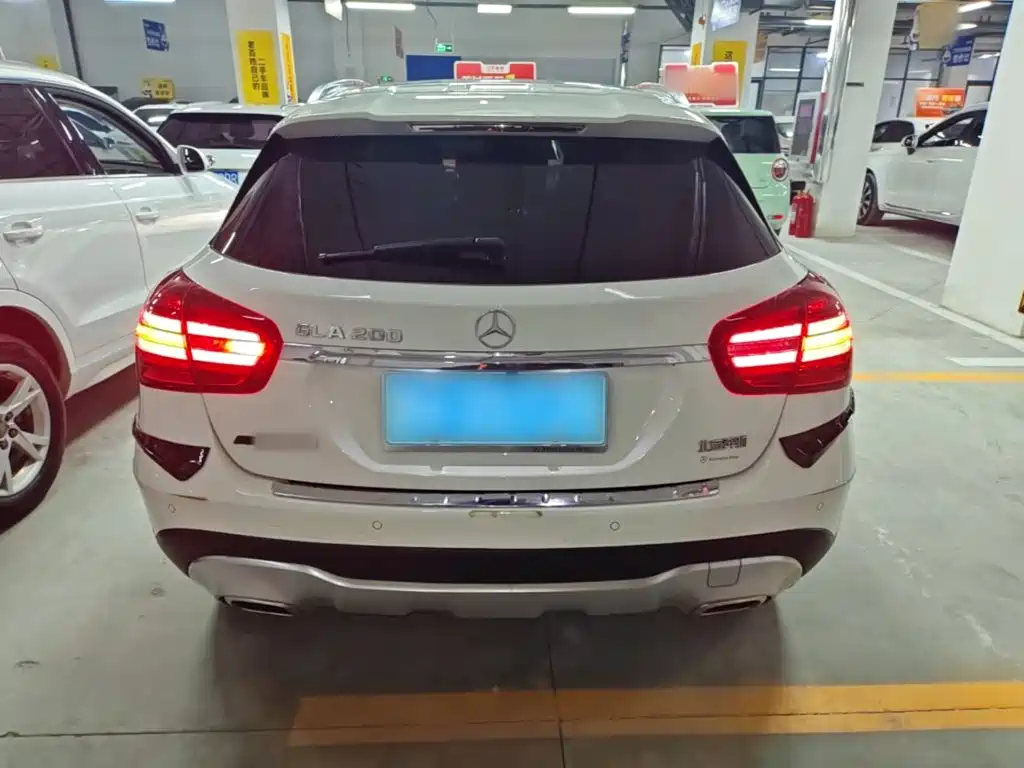 Mercedes-Benz GLA — фото 6