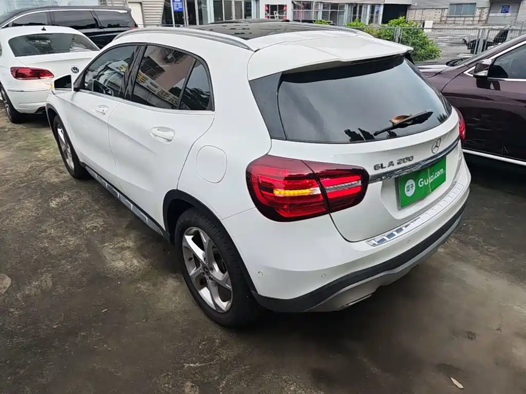 Mercedes-Benz GLA — фото 5