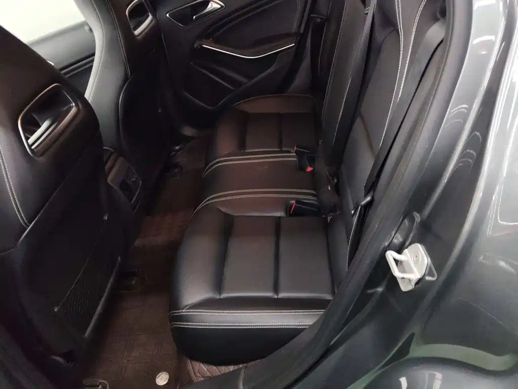 Mercedes-Benz GLA — фото 10
