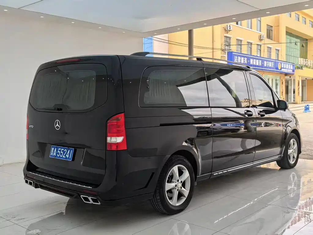 Mercedes-Benz Vito — фото 10