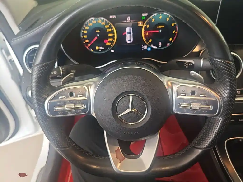 Mercedes-Benz C-Class — фото 11