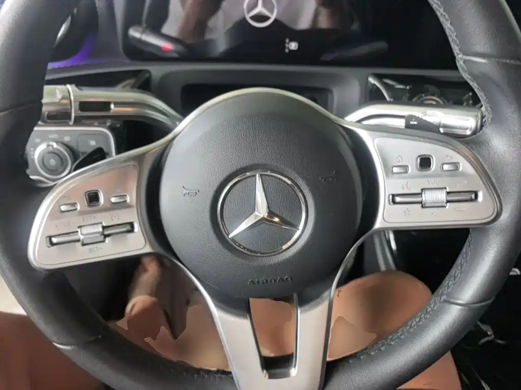 Mercedes-Benz A-Class — фото 11