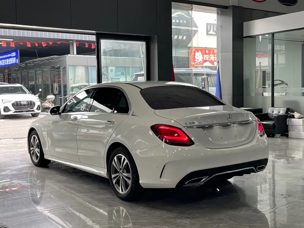 Mercedes-Benz C-Class — фото 14