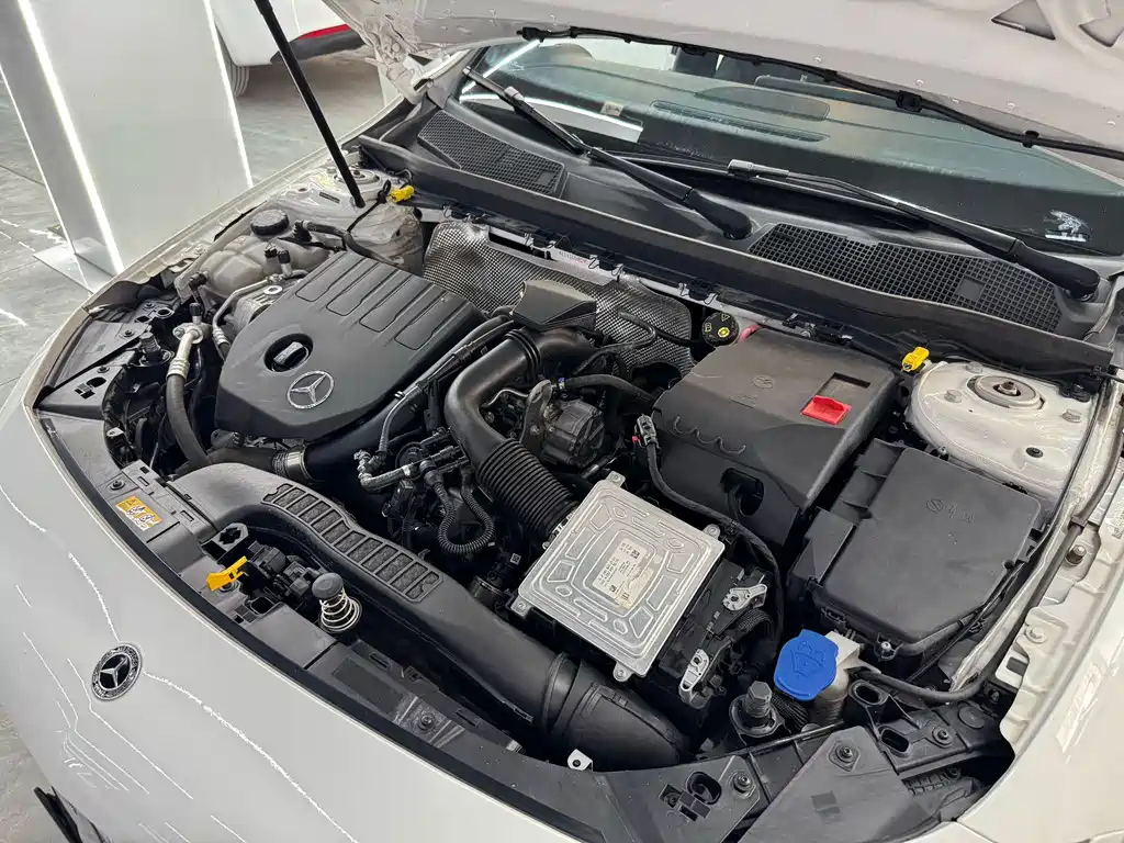 Mercedes-Benz A-Class — фото 15