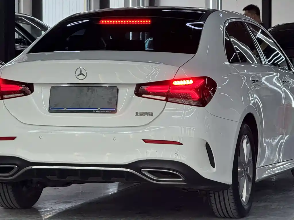 Mercedes-Benz A-Class — фото 6