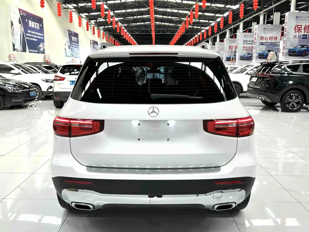 Mercedes-Benz GLB — фото 5