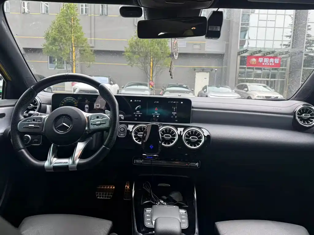Mercedes-Benz A-Class AMG — фото 5