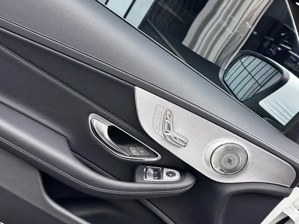 Mercedes-Benz C-Class (Import) — фото 18