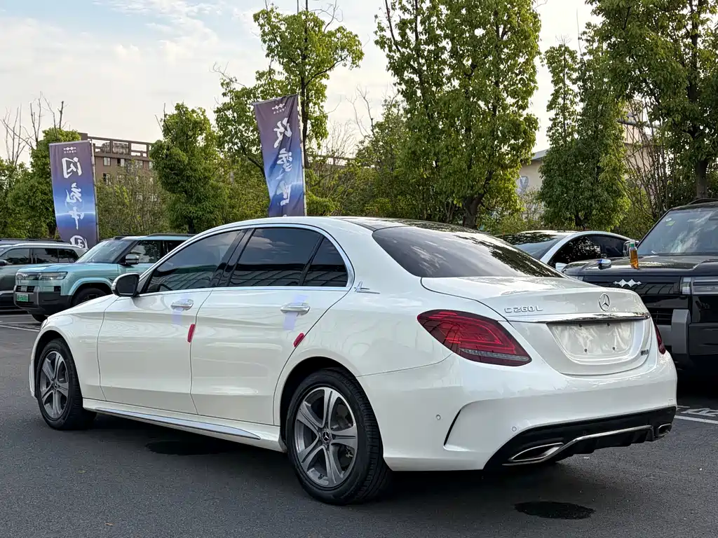 Mercedes-Benz C-Class — фото 15