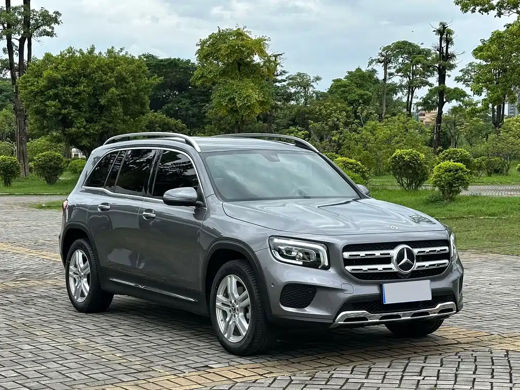 Mercedes-Benz GLB — фото 3