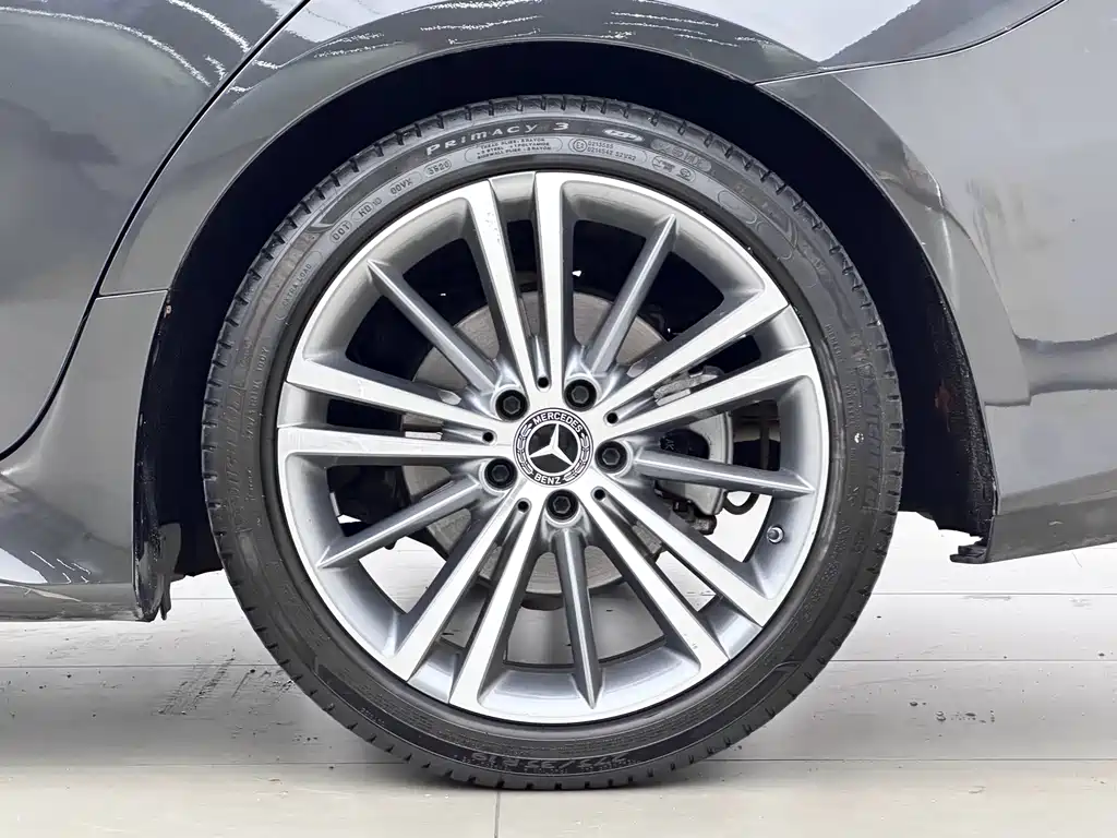 Mercedes-Benz CLS — фото 13