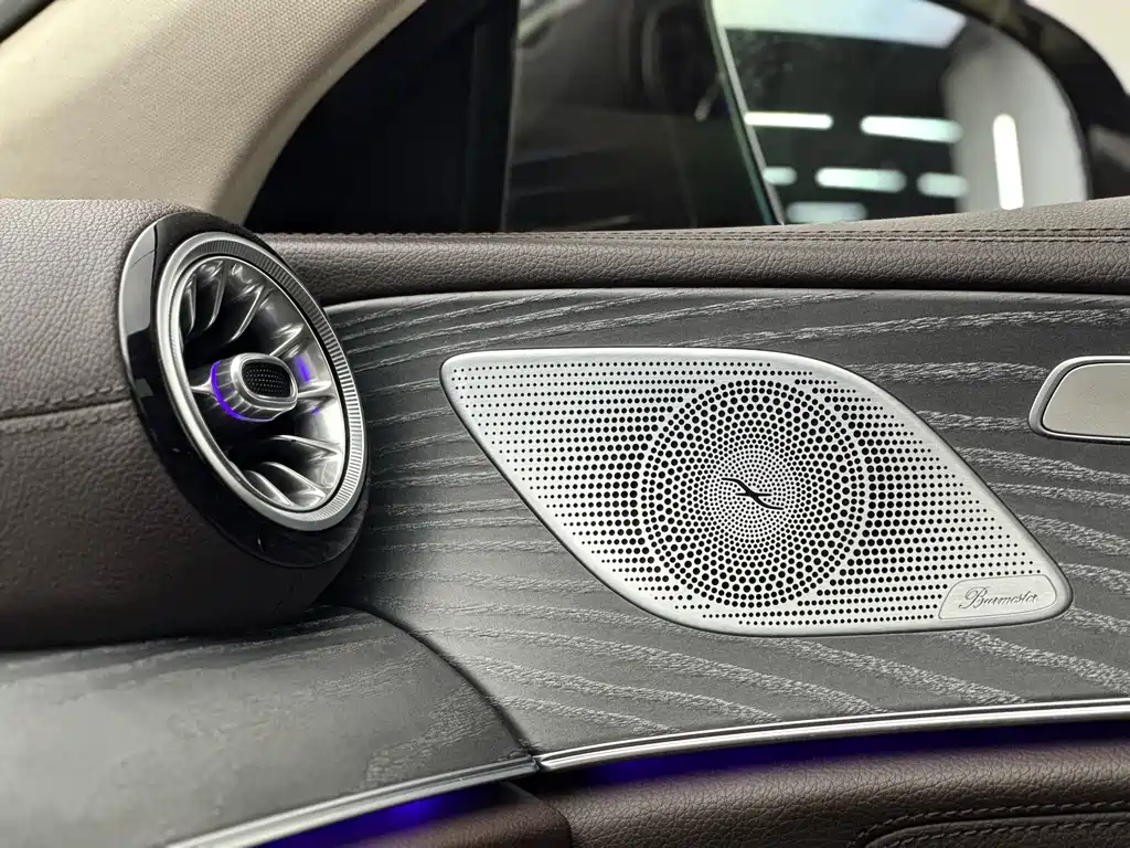Mercedes-Benz CLS — фото 9