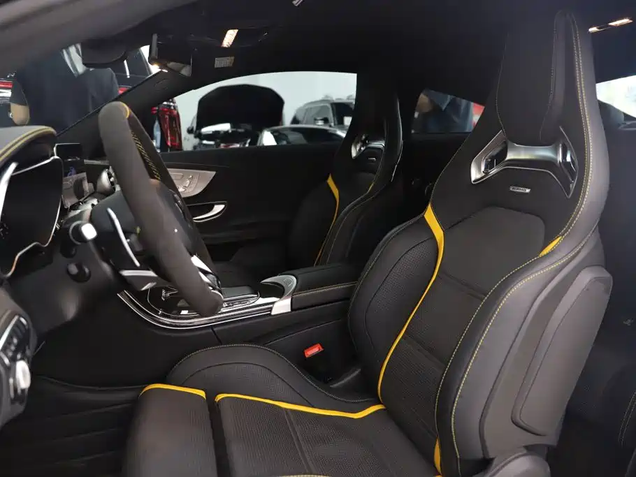 Mercedes-Benz C-Class AMG — фото 6