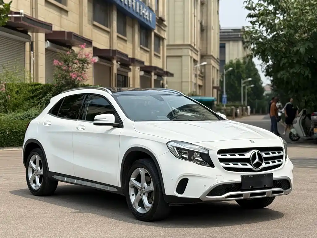 Mercedes-Benz GLA — фото 3