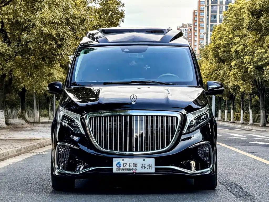 Mercedes-Benz V-Class — фото 2