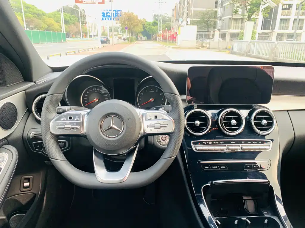 Mercedes-Benz C-Class — фото 13
