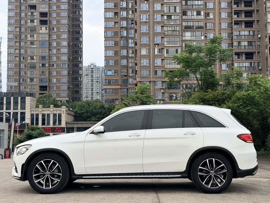 Mercedes-Benz GLC — фото 8