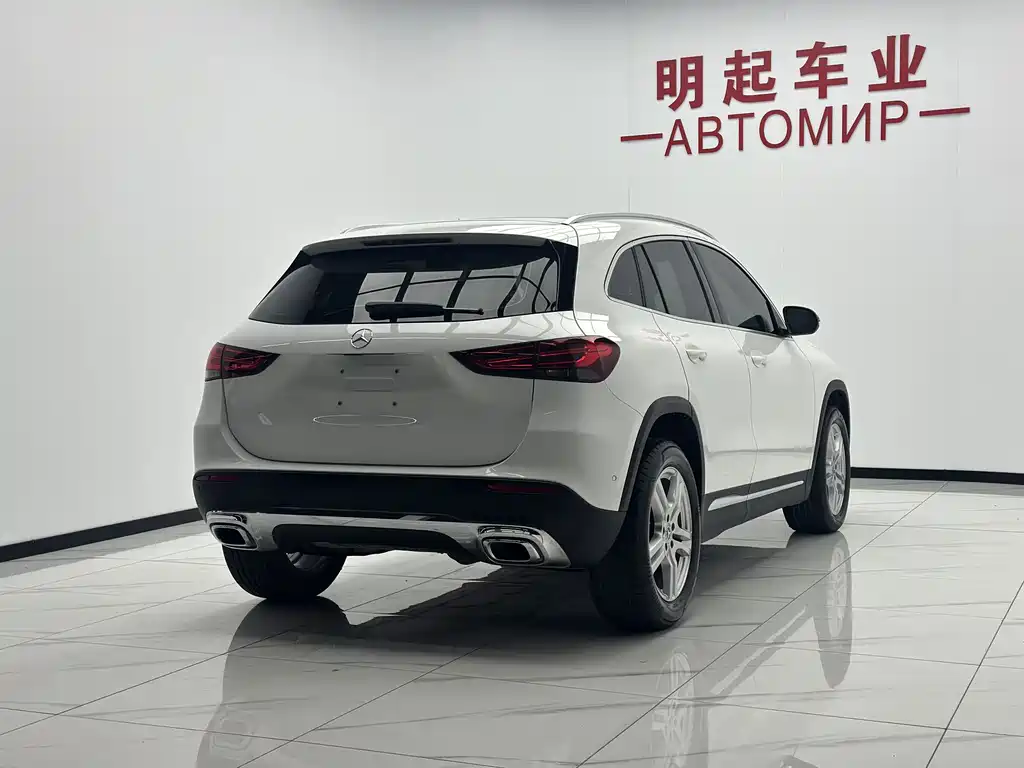 Mercedes-Benz GLA — фото 9