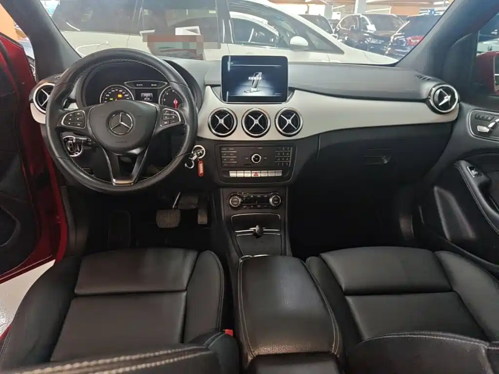 Mercedes-Benz B-Class — фото 10