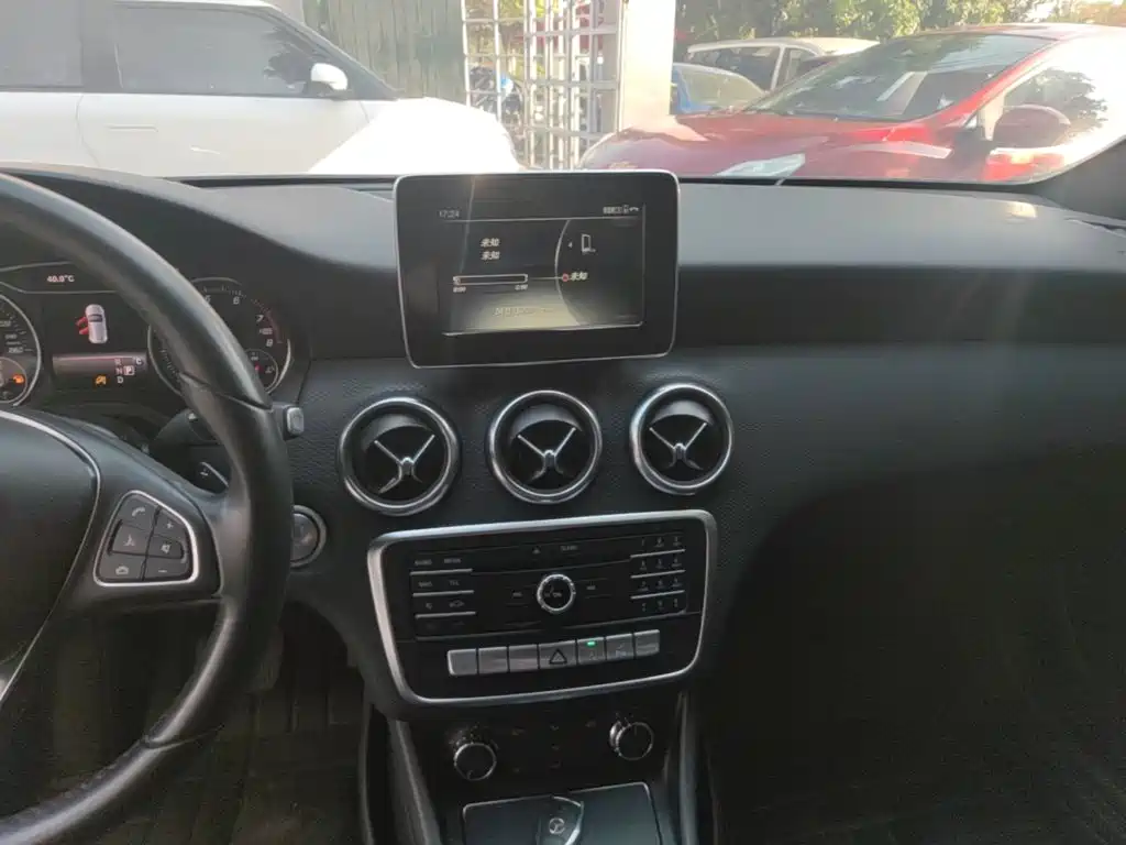 Mercedes-Benz A-Class (Import) — фото 13