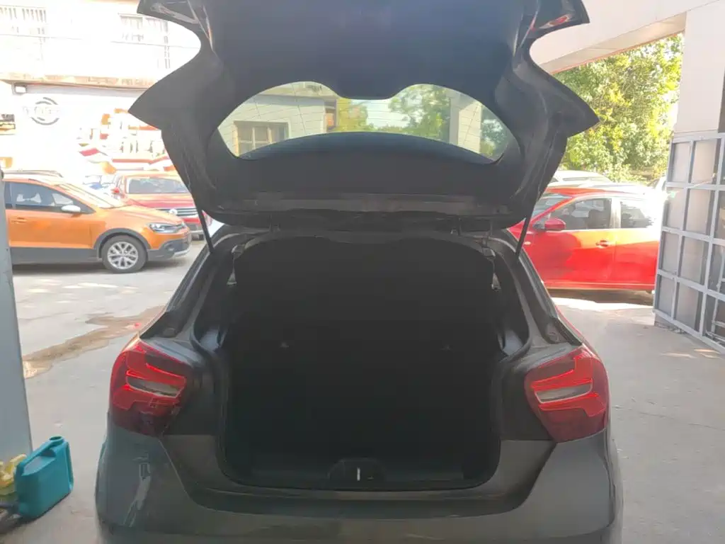 Mercedes-Benz A-Class (Import) — фото 19