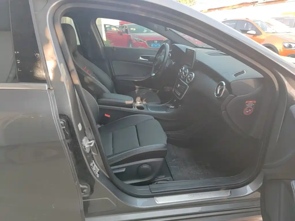 Mercedes-Benz A-Class (Import) — фото 25