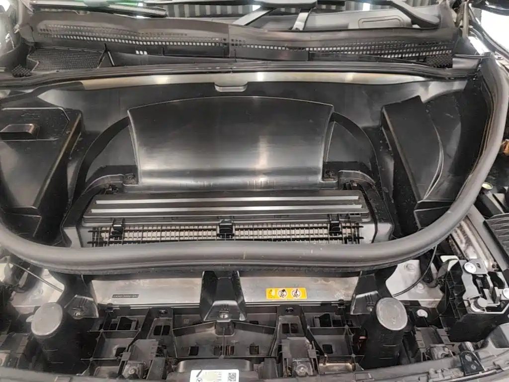 Mercedes-Benz EQE SUV — фото 20