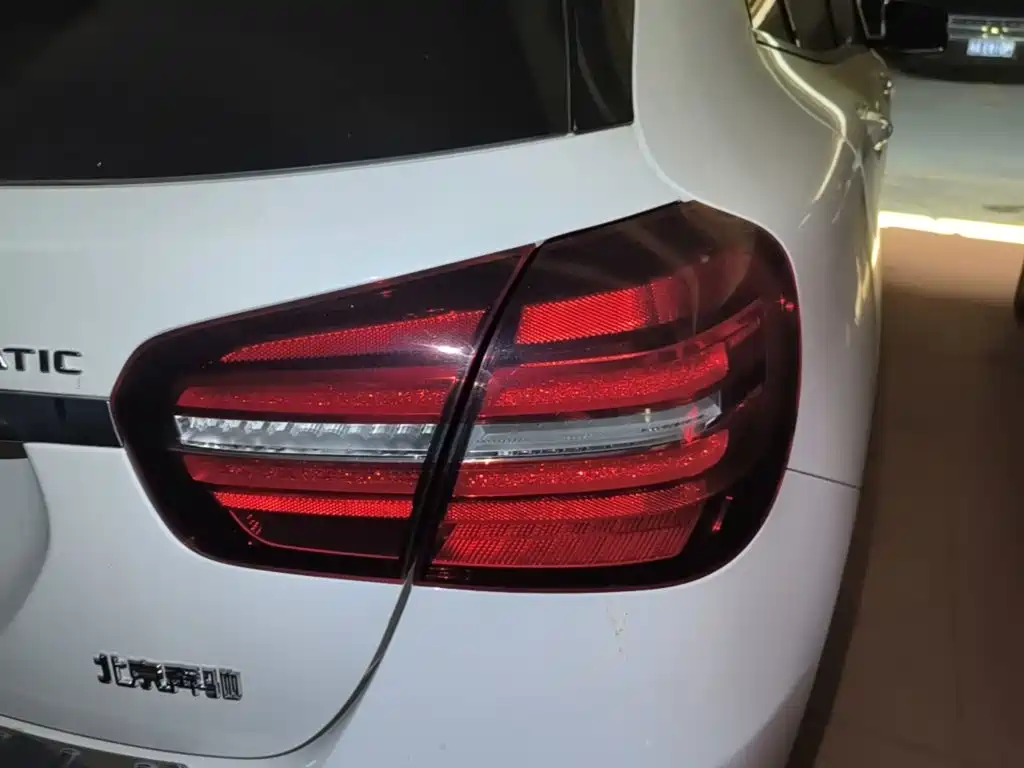 Mercedes-Benz GLA — фото 8