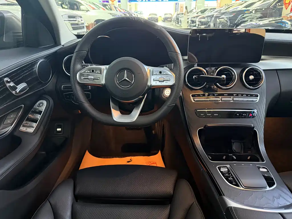 Mercedes-Benz C-Class — фото 10