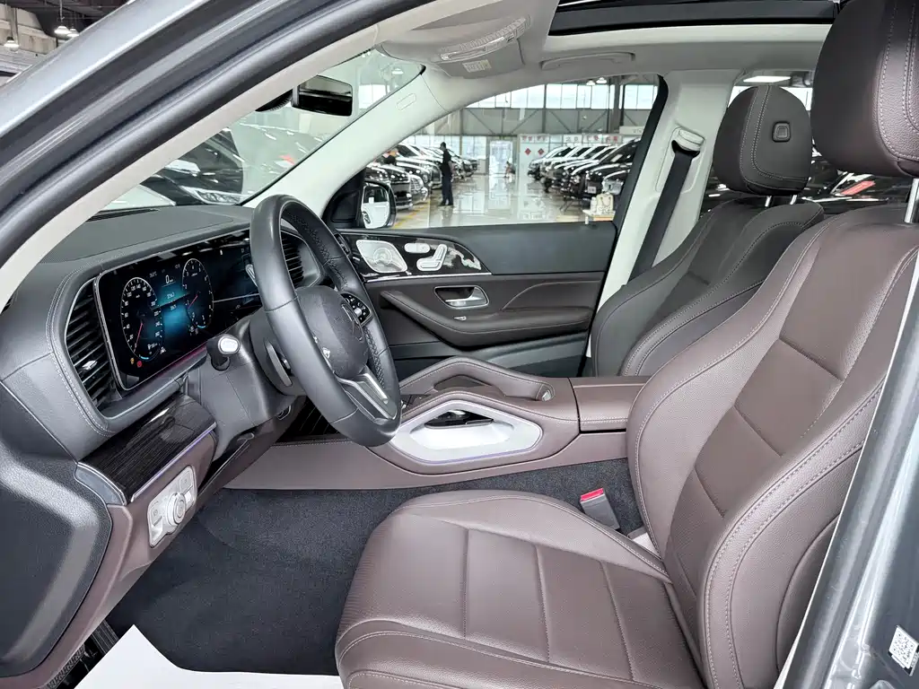 Mercedes-Benz GLE (Import) — фото 9