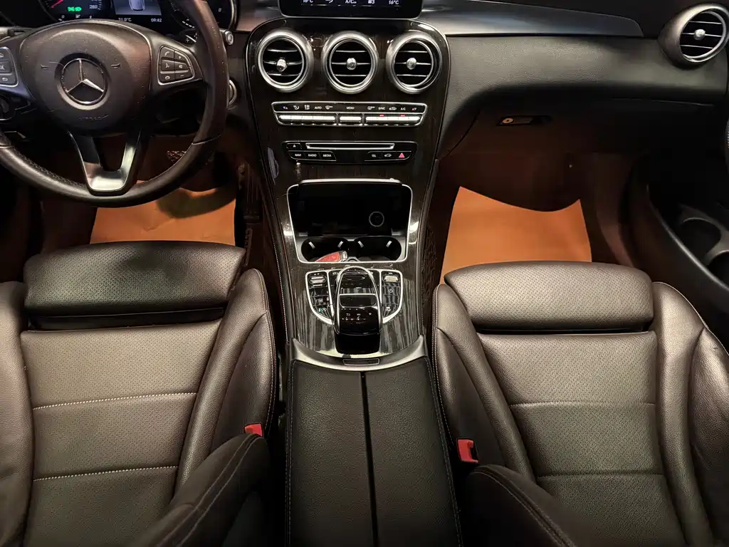Mercedes-Benz GLC — фото 22