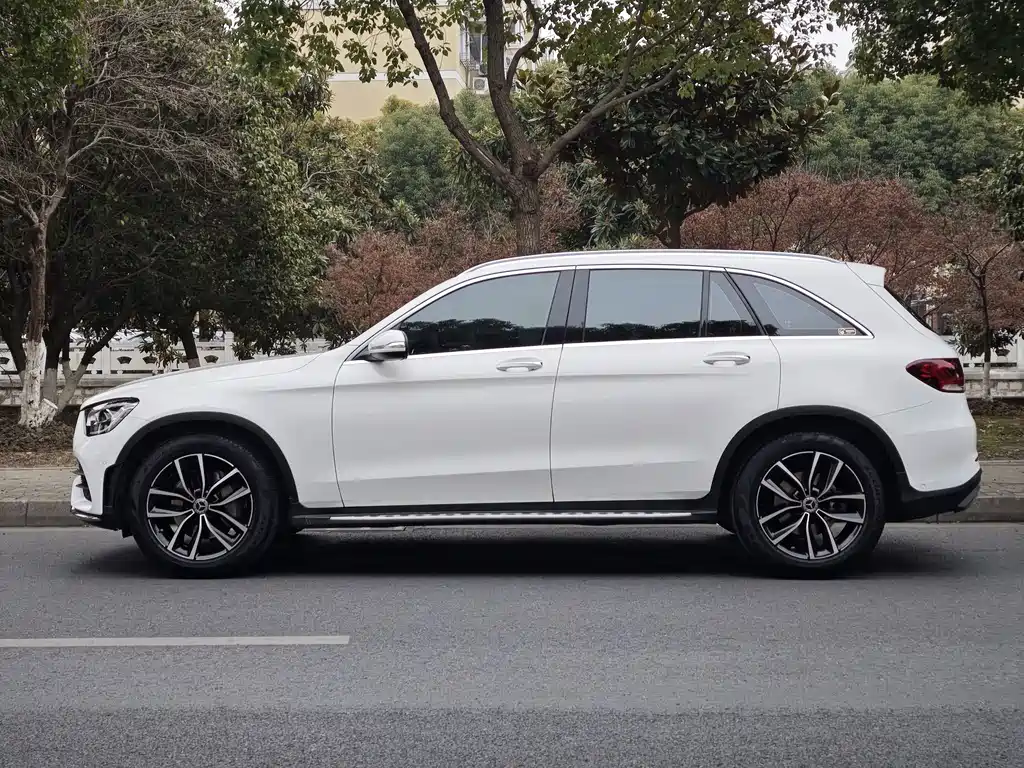 Mercedes-Benz GLC — фото 14