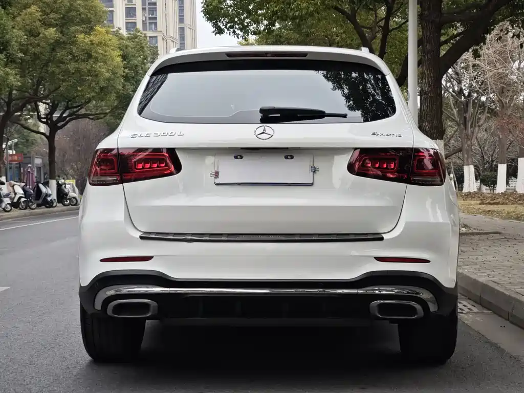 Mercedes-Benz GLC — фото 15