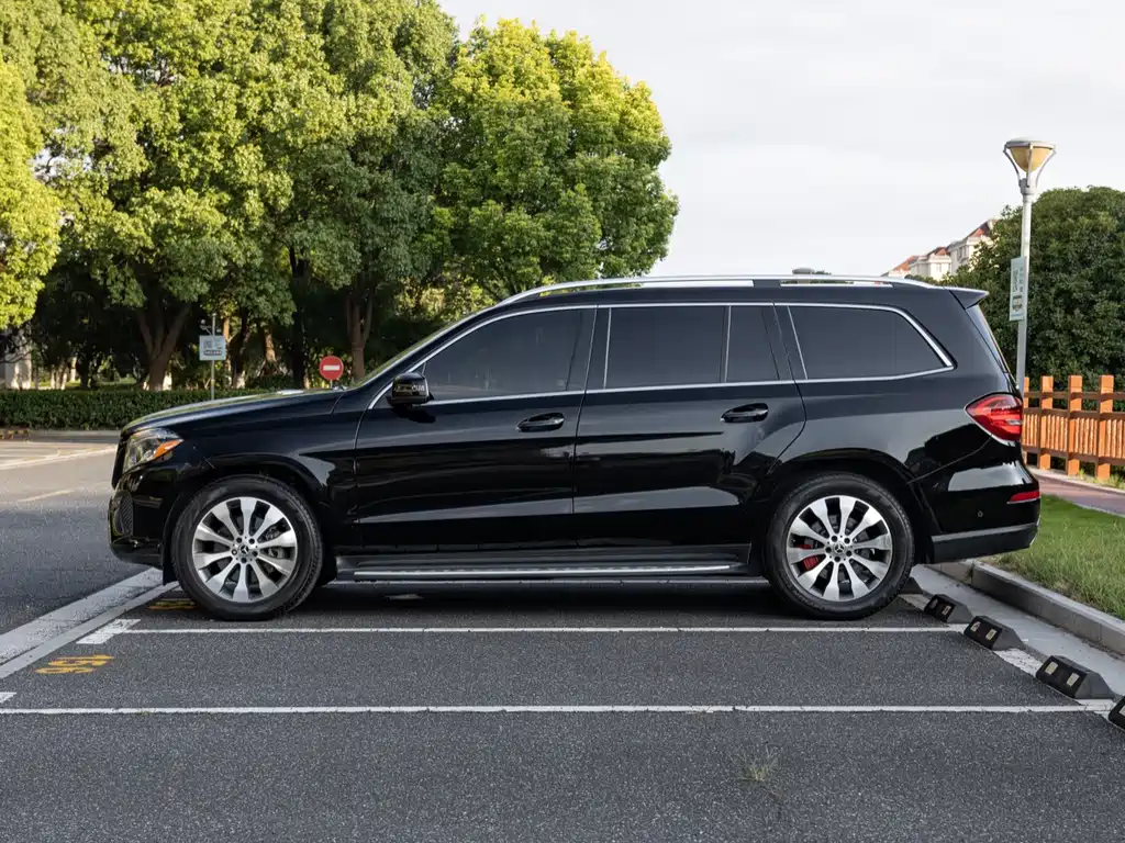 Mercedes-Benz GLS — фото 4