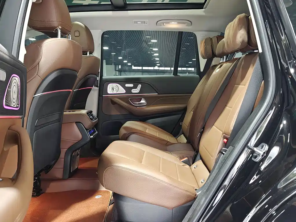 Mercedes-Benz GLS — фото 15