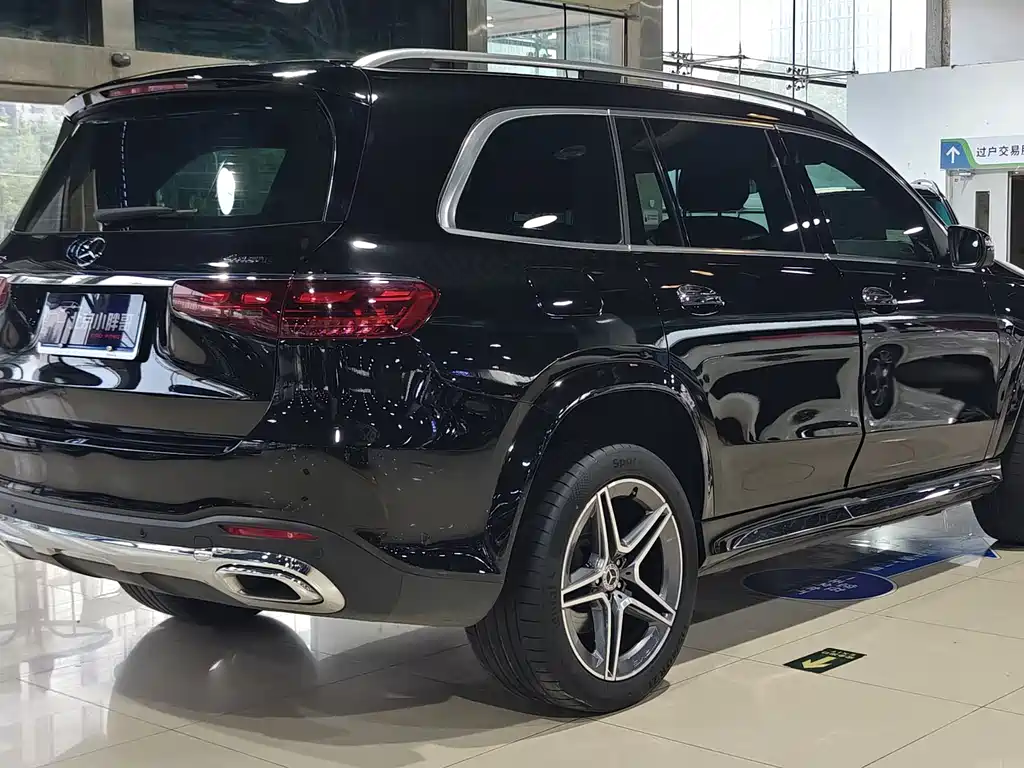 Mercedes-Benz GLS — фото 18