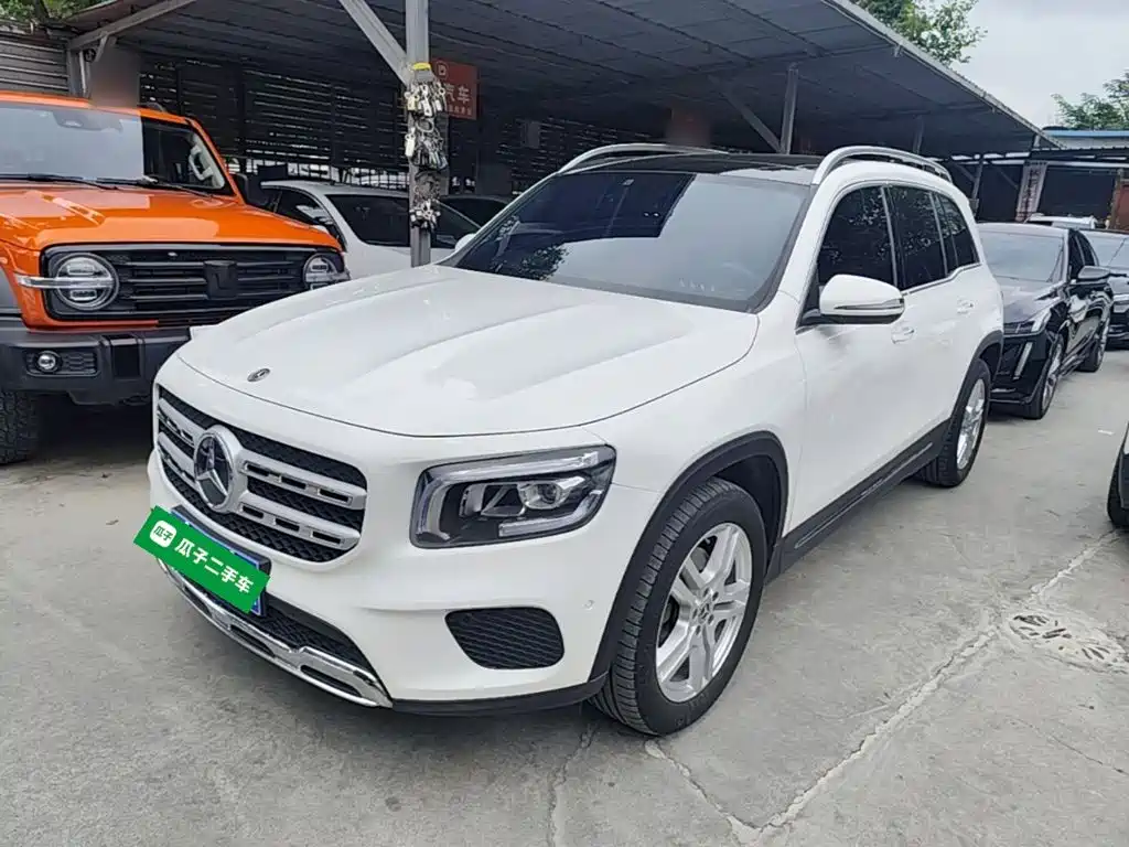 Mercedes-Benz GLB — фото 2