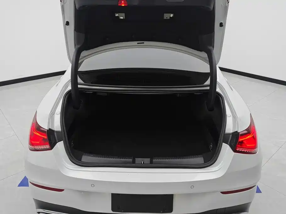 Mercedes-Benz CLA (Import) — фото 4